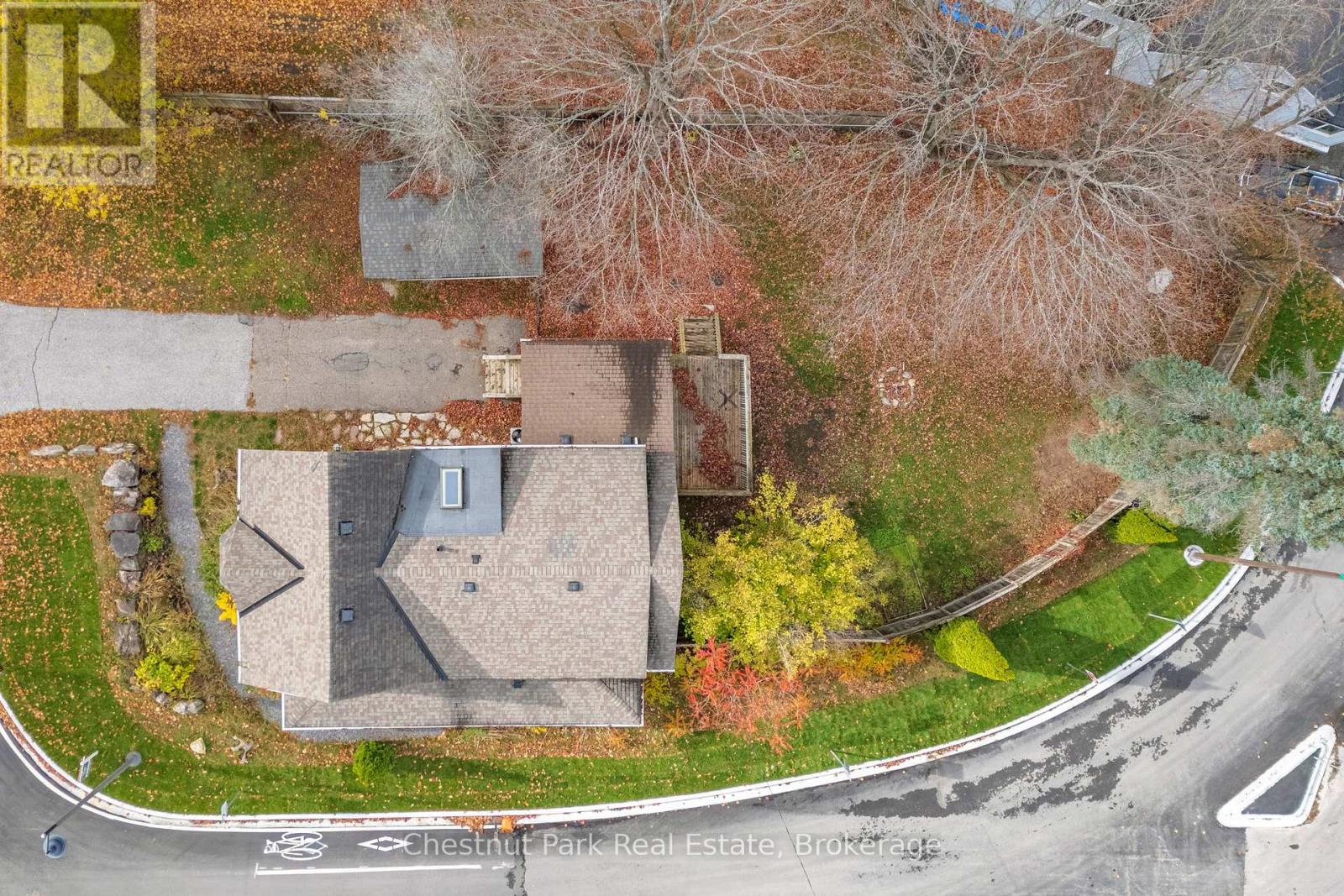 615 Bay Street, Gravenhurst, Ontario  P1P 1G8 - Photo 37 - X12629788