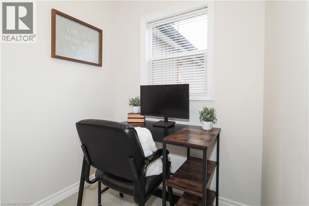 50 Holly Trail, Puslinch, Ontario  N3C 2V4 - Photo 45 - 40799562