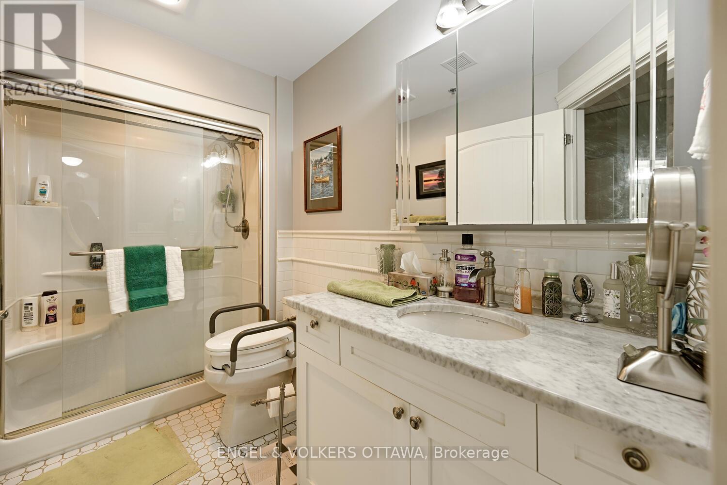 904 - 15 St Andrew Street, Brockville, Ontario  K6V 0B8 - Photo 38 - X12706136