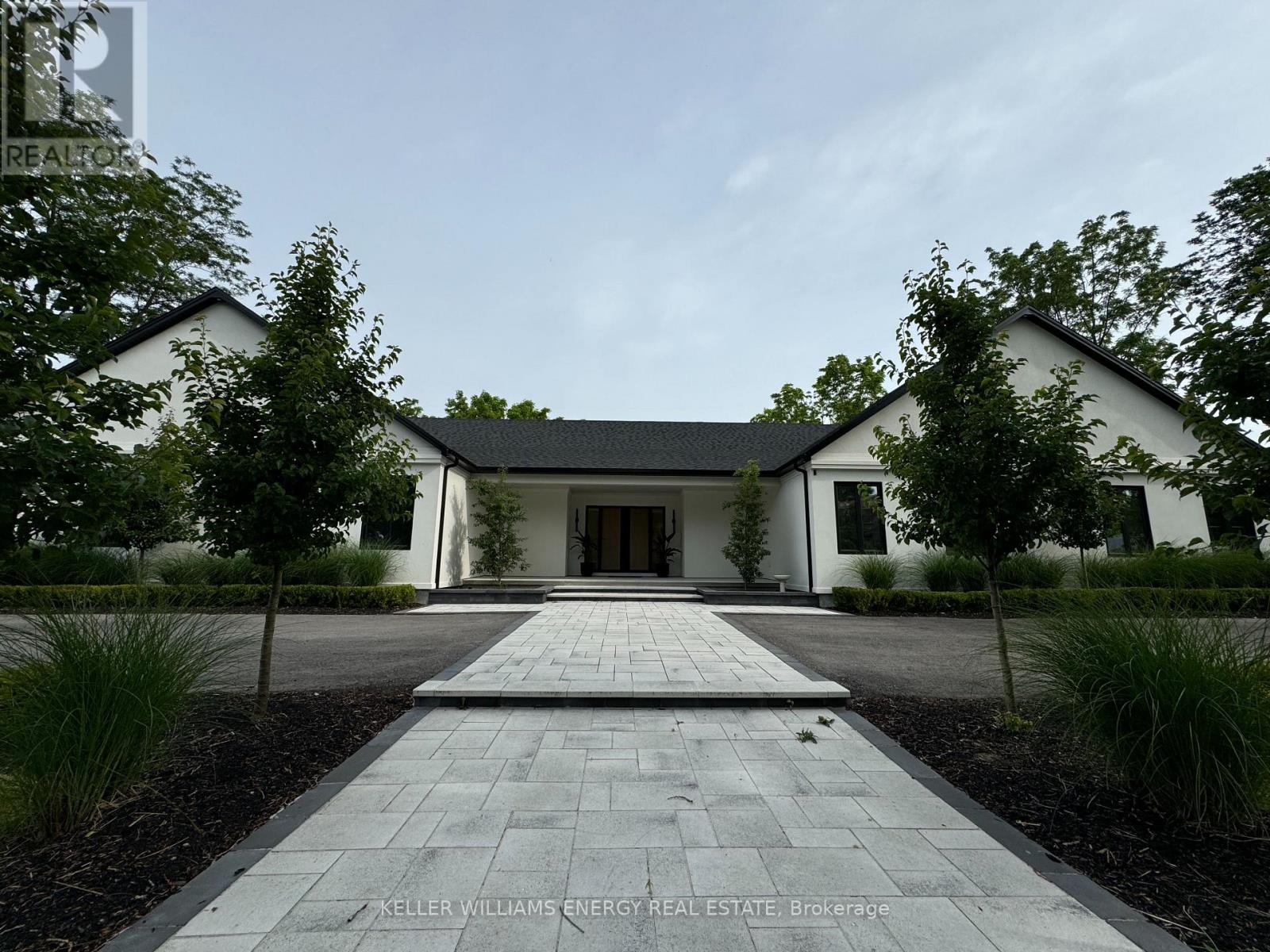 16 Metcalf Street, Clarington, Ontario  L1B 0H4 - Photo 2 - E12710044