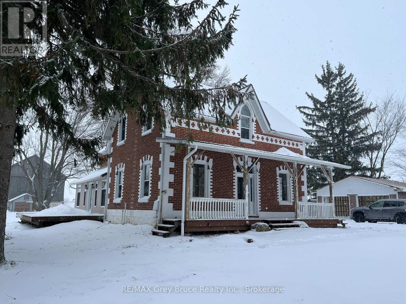 801512 Sideroad 2, Chatsworth, Ontario  N0H 1K0 - Photo 1 - X12710094