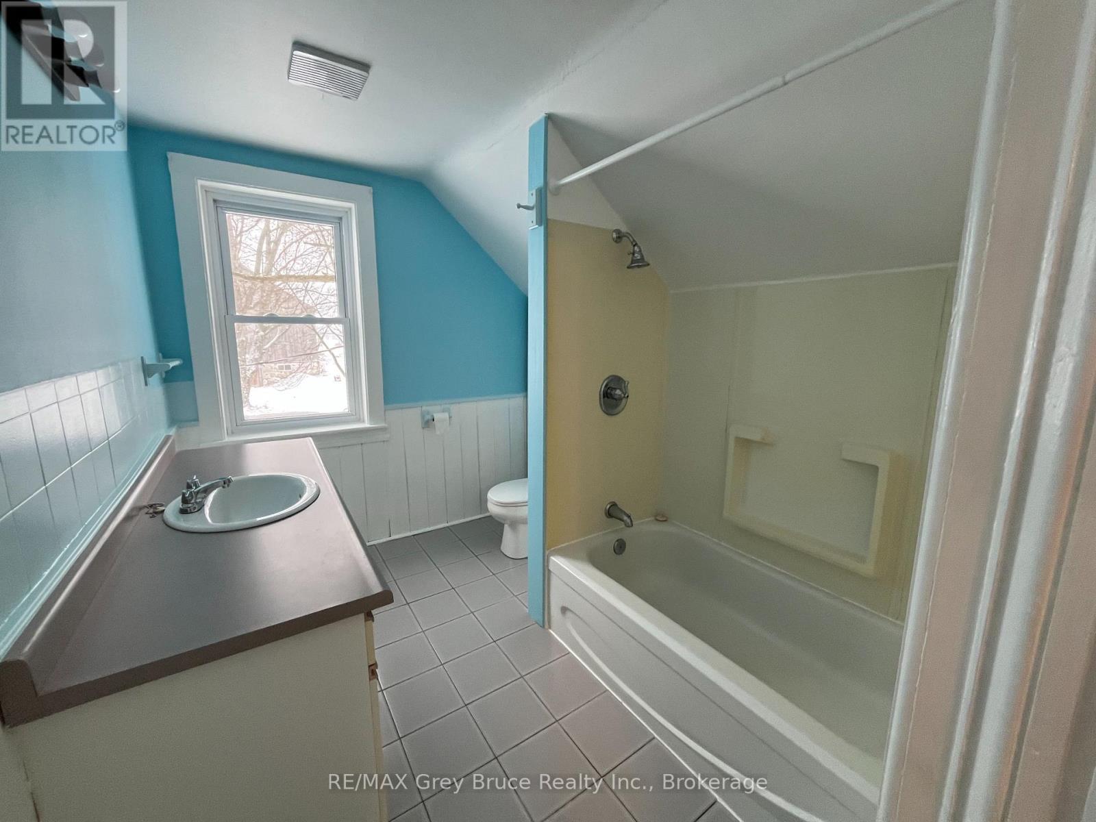 801512 Sideroad 2, Chatsworth, Ontario  N0H 1K0 - Photo 10 - X12710094