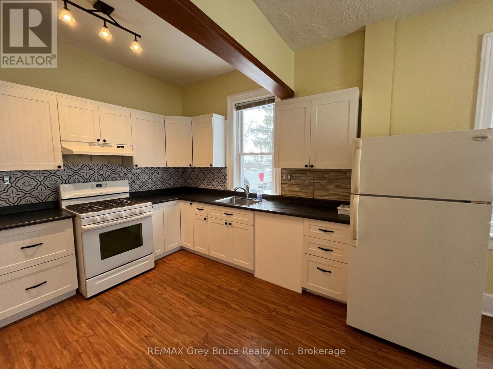 801512 Sideroad 2, Chatsworth, Ontario  N0H 1K0 - Photo 18 - X12710094