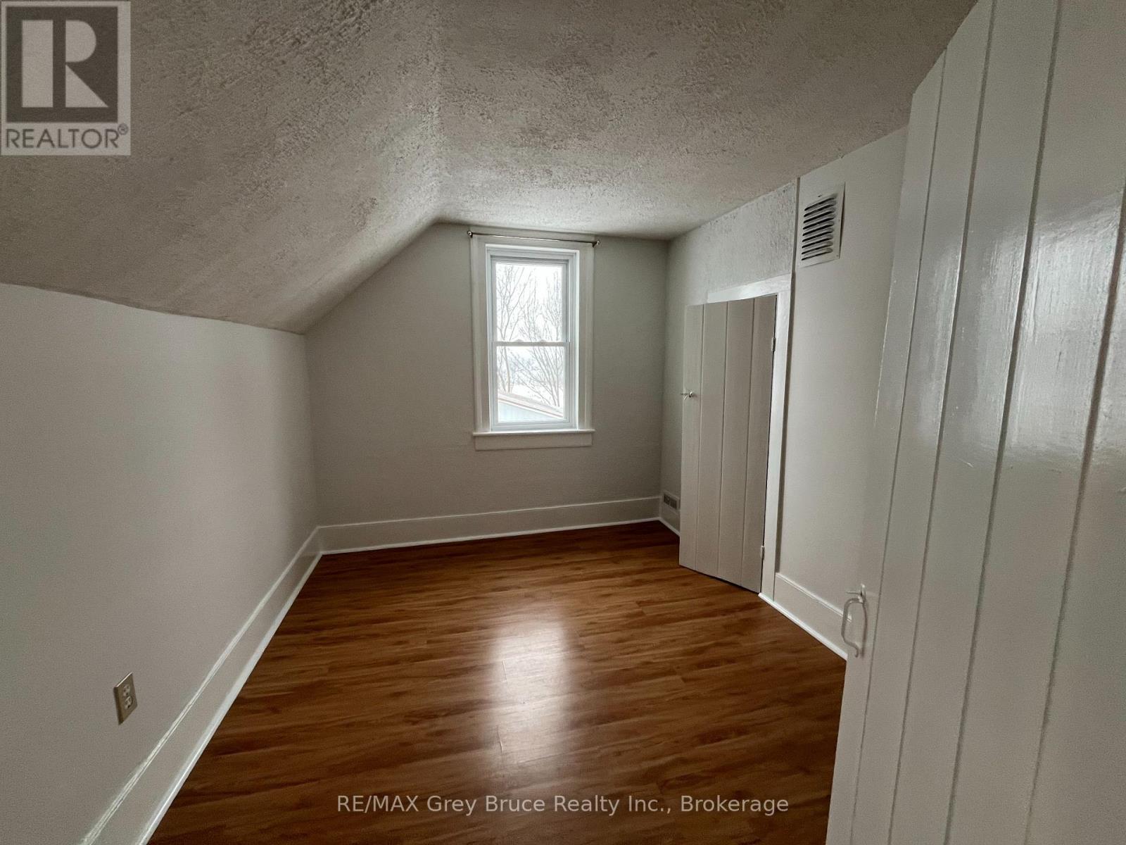 801512 Sideroad 2, Chatsworth, Ontario  N0H 1K0 - Photo 9 - X12710094