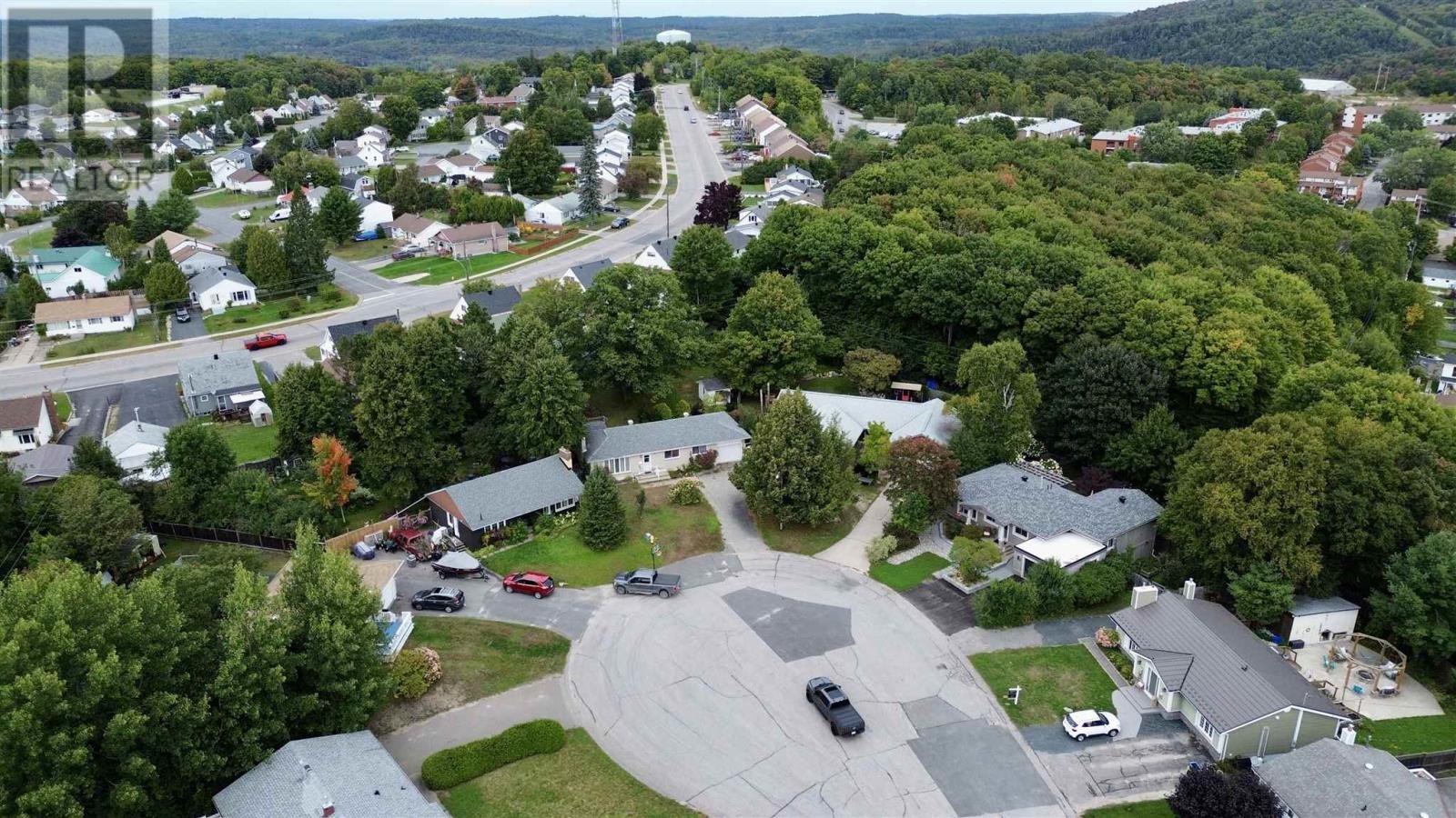 21 Bracken Pl, Elliot Lake, Ontario  P5A 1L5 - Photo 8 - SM253221