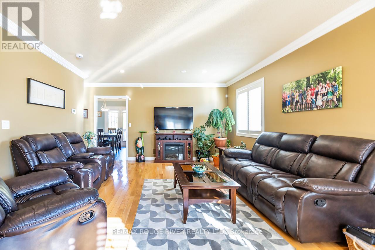 12 Jeffries Street, Port Hope, Ontario  L1A 4K2 - Photo 4 - X12709898