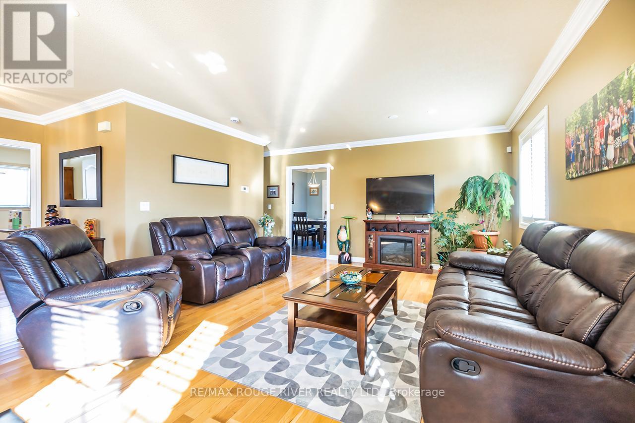 12 Jeffries Street, Port Hope, Ontario  L1A 4K2 - Photo 5 - X12709898