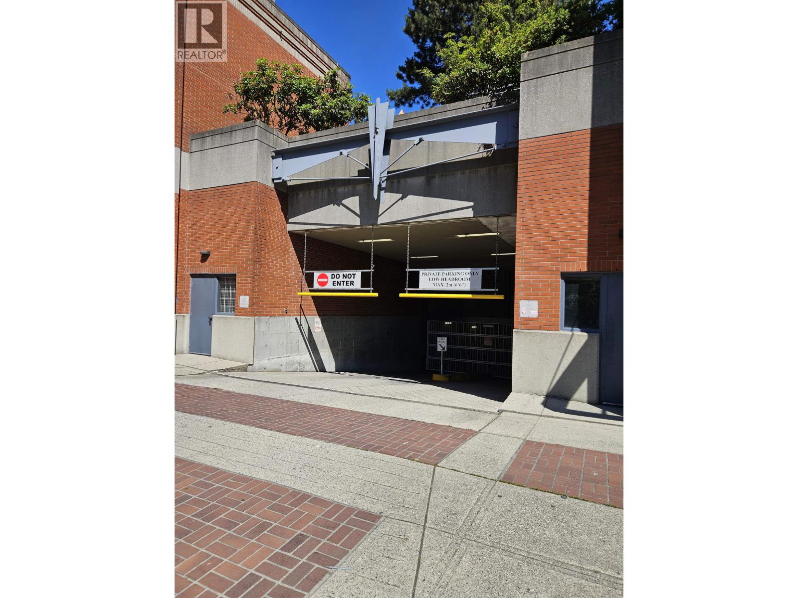 100 1233 Pacific Boulevard, Vancouver, British Columbia  V6Z 2R6 - Photo 4 - R3080582