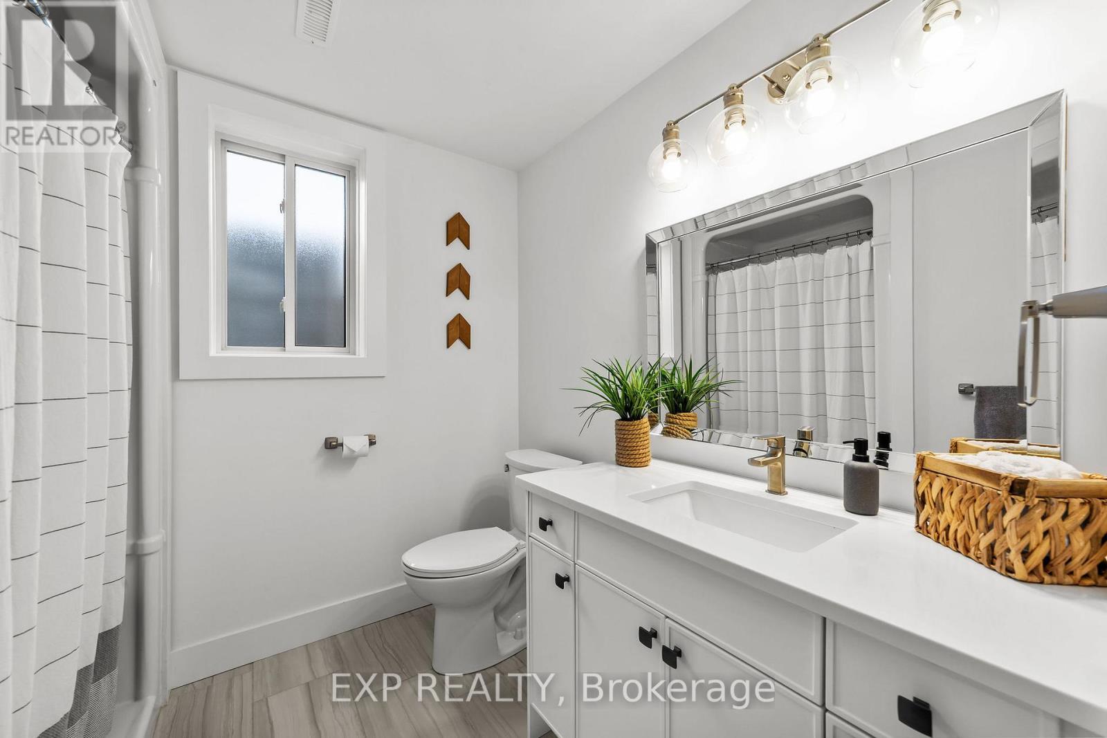 6572 Calvert Drive, Strathroy-Caradoc, Ontario  N7G 3H5 - Photo 29 - X12709990