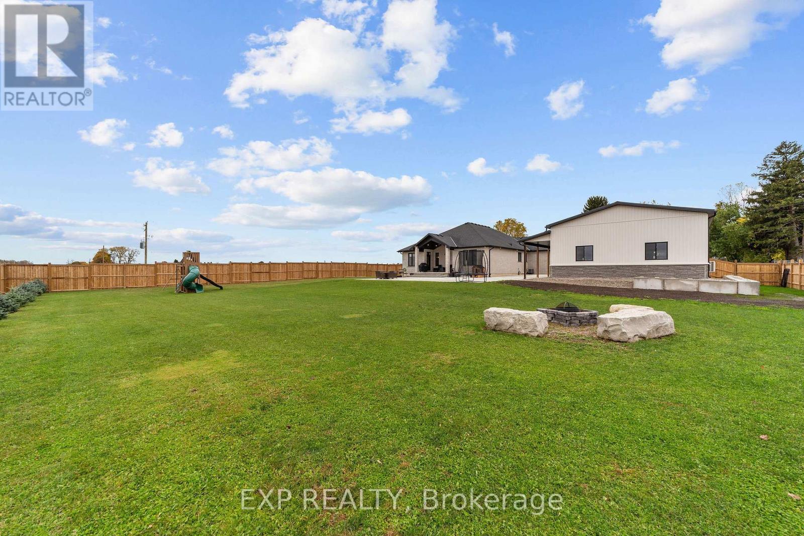 6572 Calvert Drive, Strathroy-Caradoc, Ontario  N7G 3H5 - Photo 39 - X12709990
