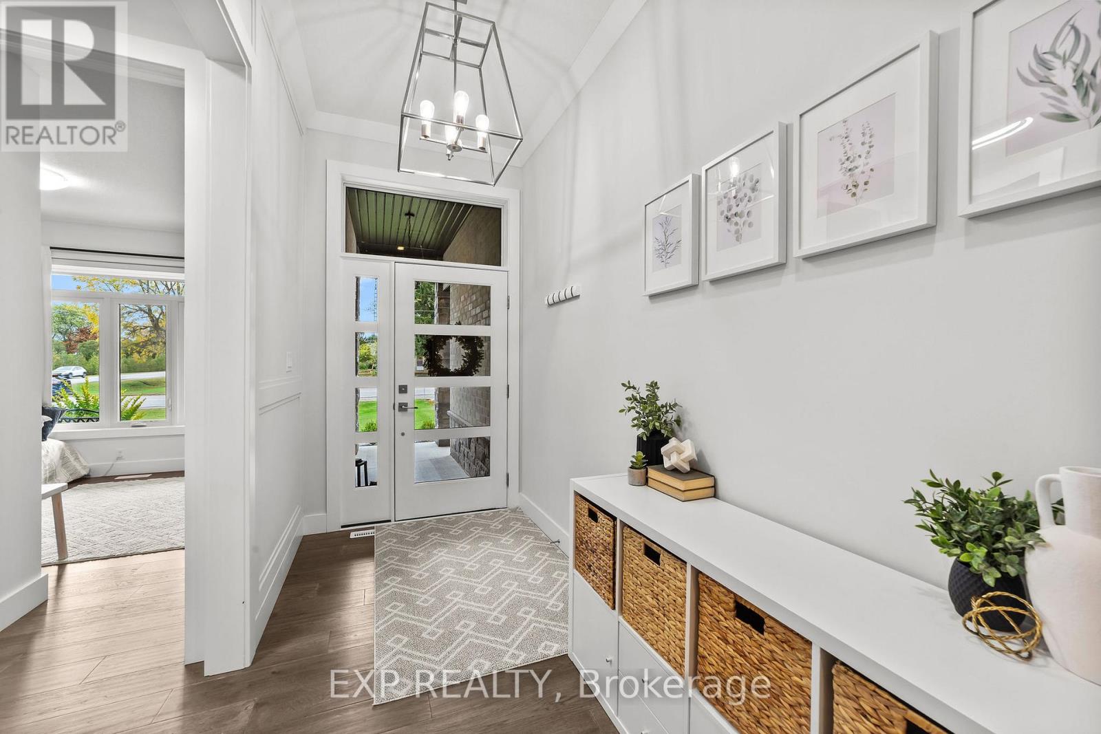 6572 Calvert Drive, Strathroy-Caradoc, Ontario  N7G 3H5 - Photo 8 - X12709990