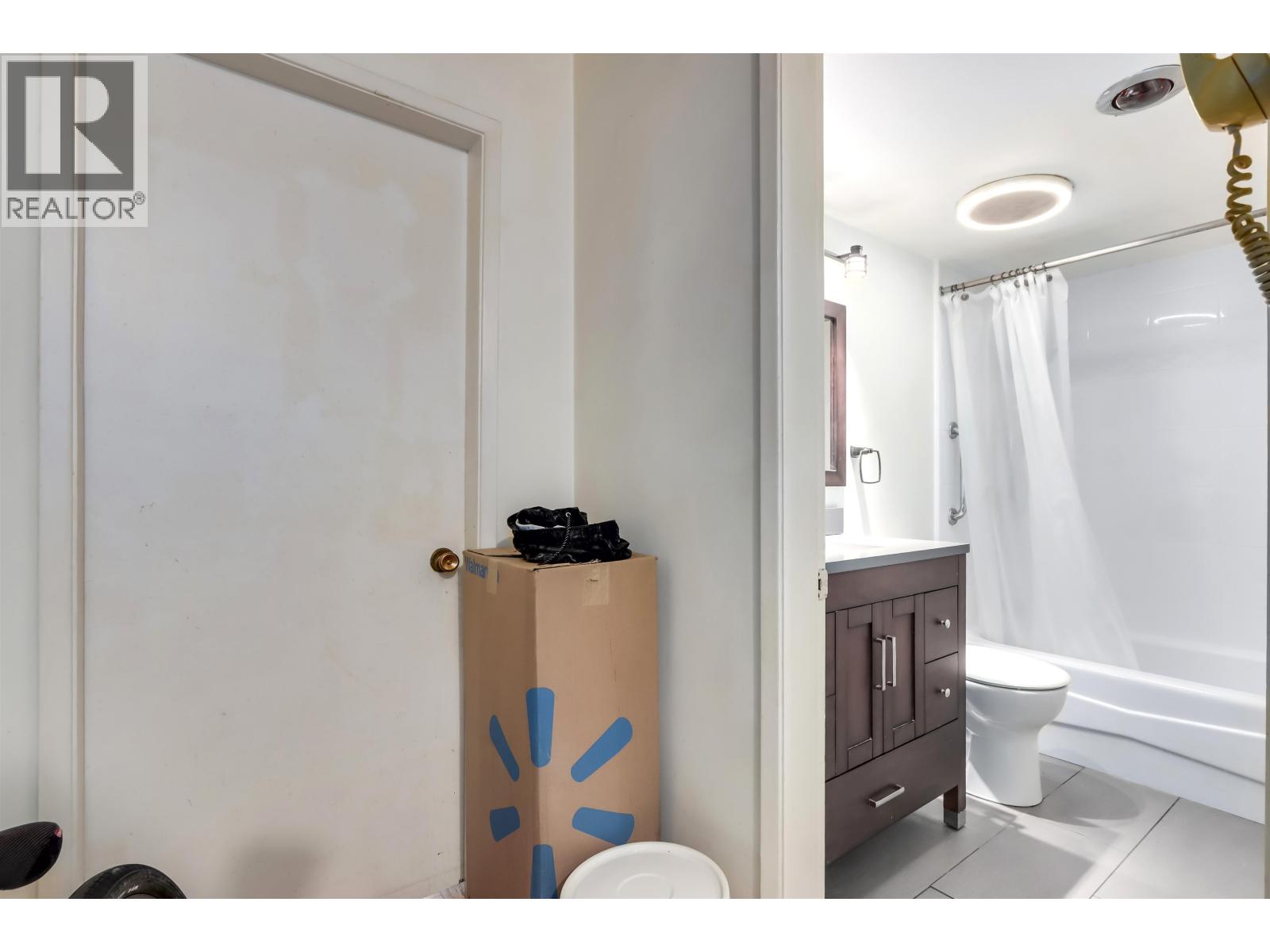 201 1251 Cardero Street, Vancouver, British Columbia V6G 2H9 - Photo 15 - R3049376