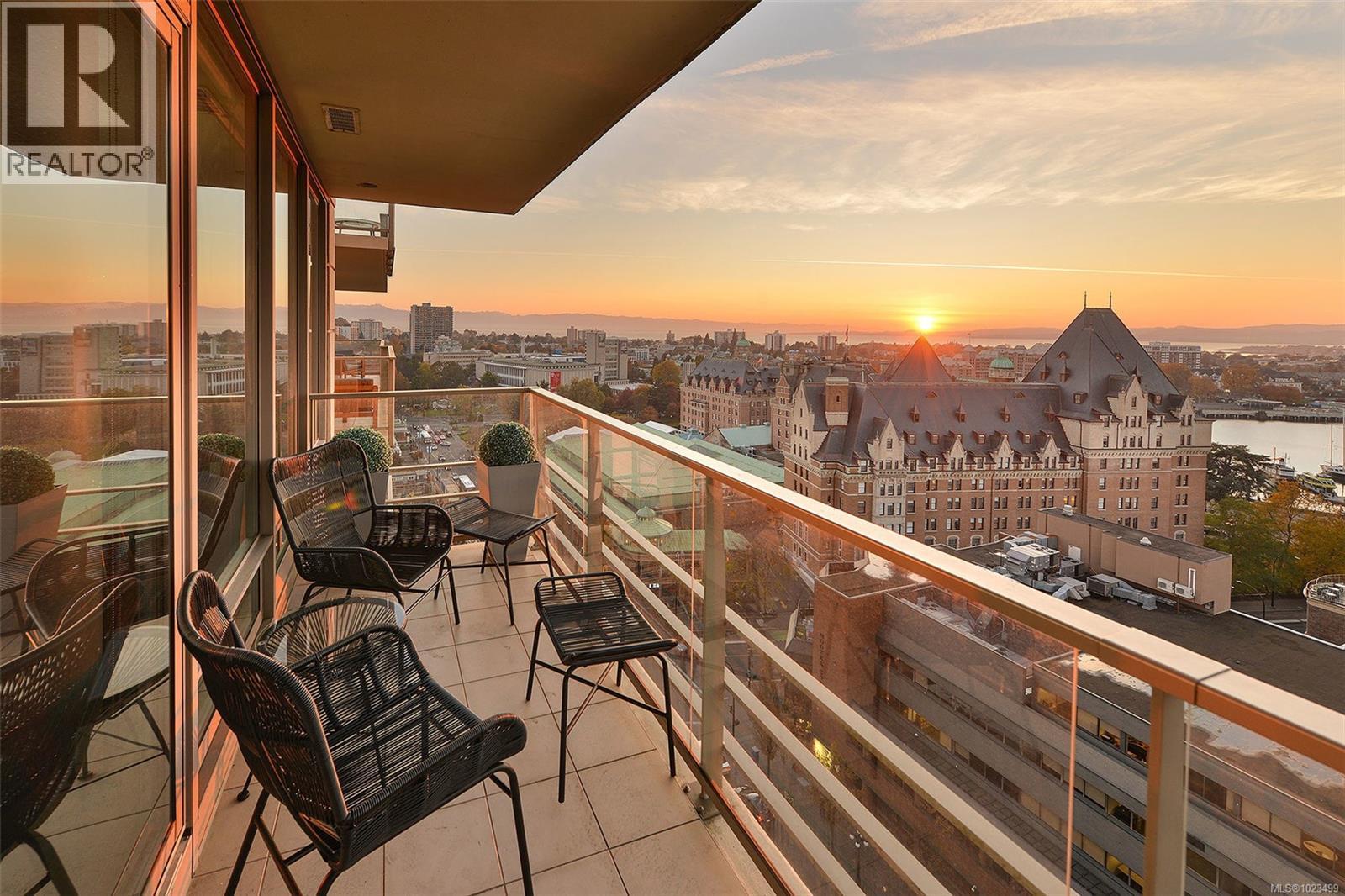 1605 707 Courtney St, Victoria, British Columbia