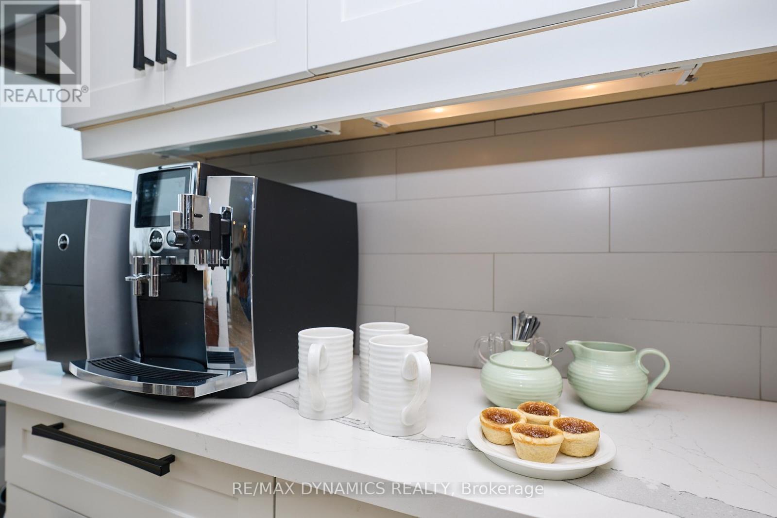 1504 - 701 Geneva Street, St. Catharines, Ontario  L2N 7H9 - Photo 17 - X12709910