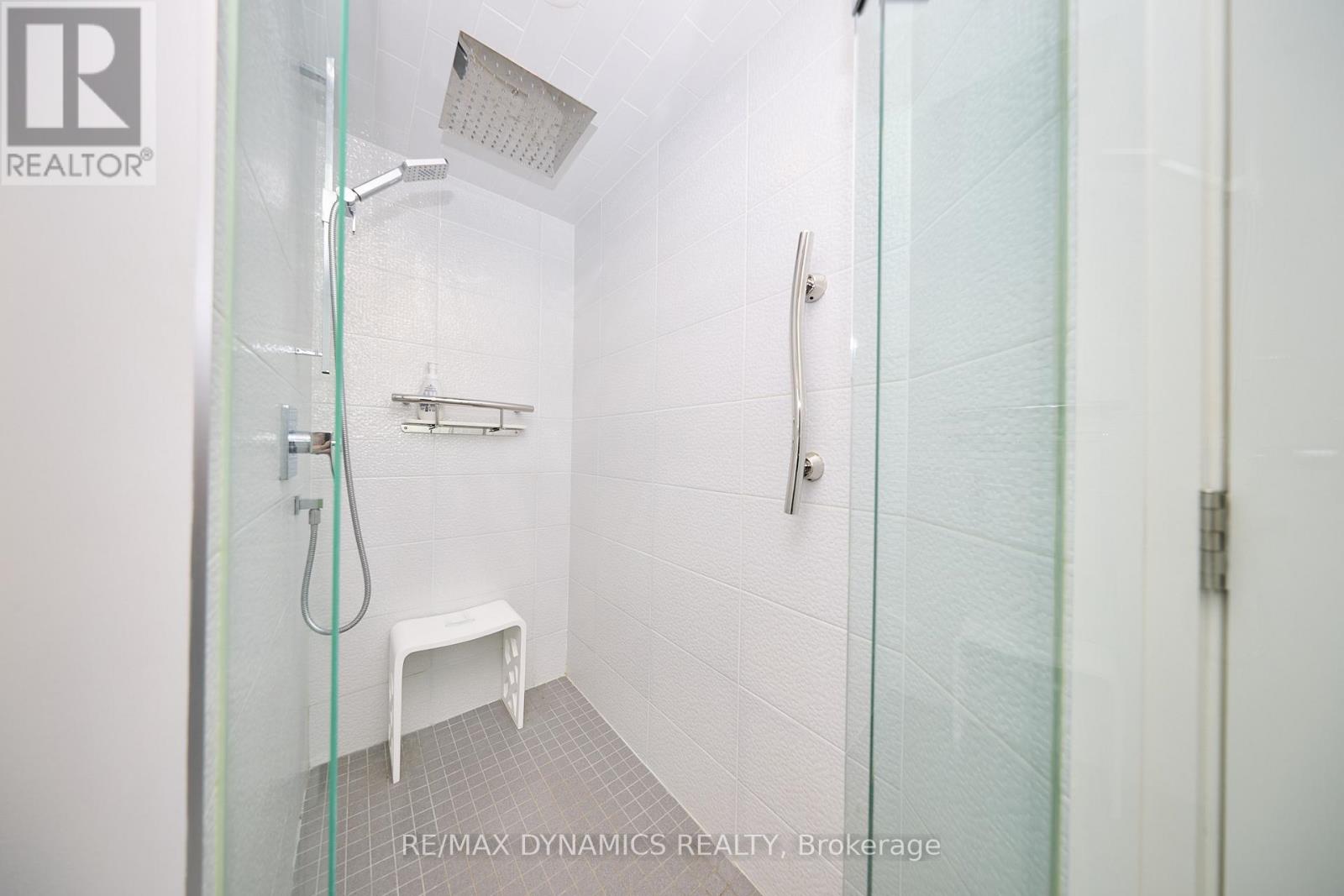 1504 - 701 Geneva Street, St. Catharines, Ontario  L2N 7H9 - Photo 25 - X12709910