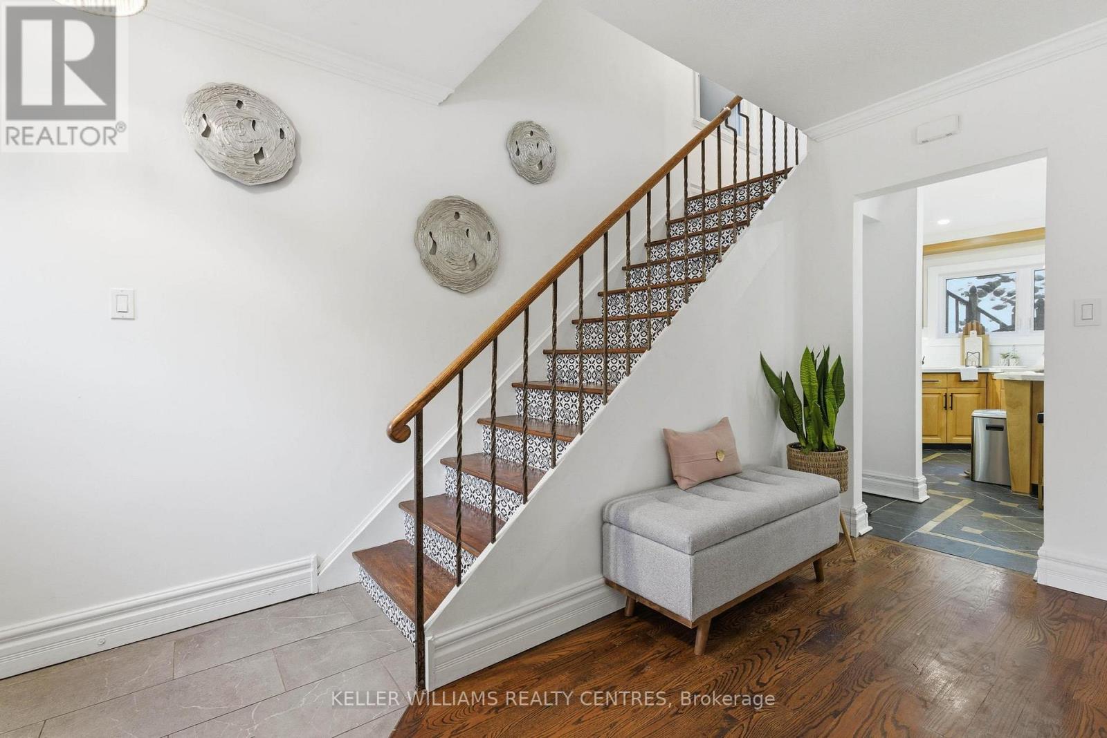 122a Neville Park Boulevard, Toronto, Ontario  M4E 3P8 - Photo 16 - E12674206