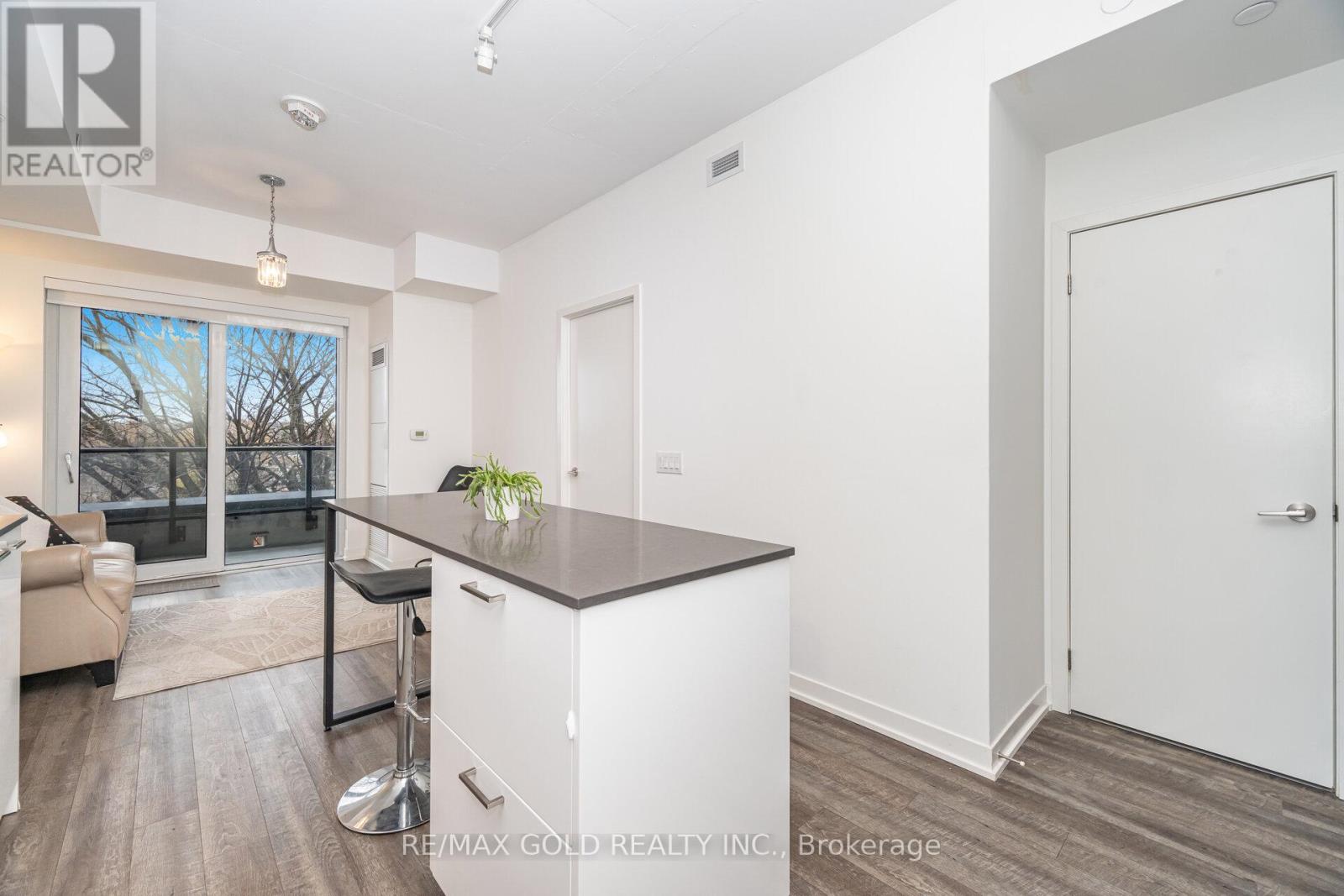 405 - 1808 St.clair Avenue W, Toronto, Ontario  M6N 0C1 - Photo 19 - W12707220