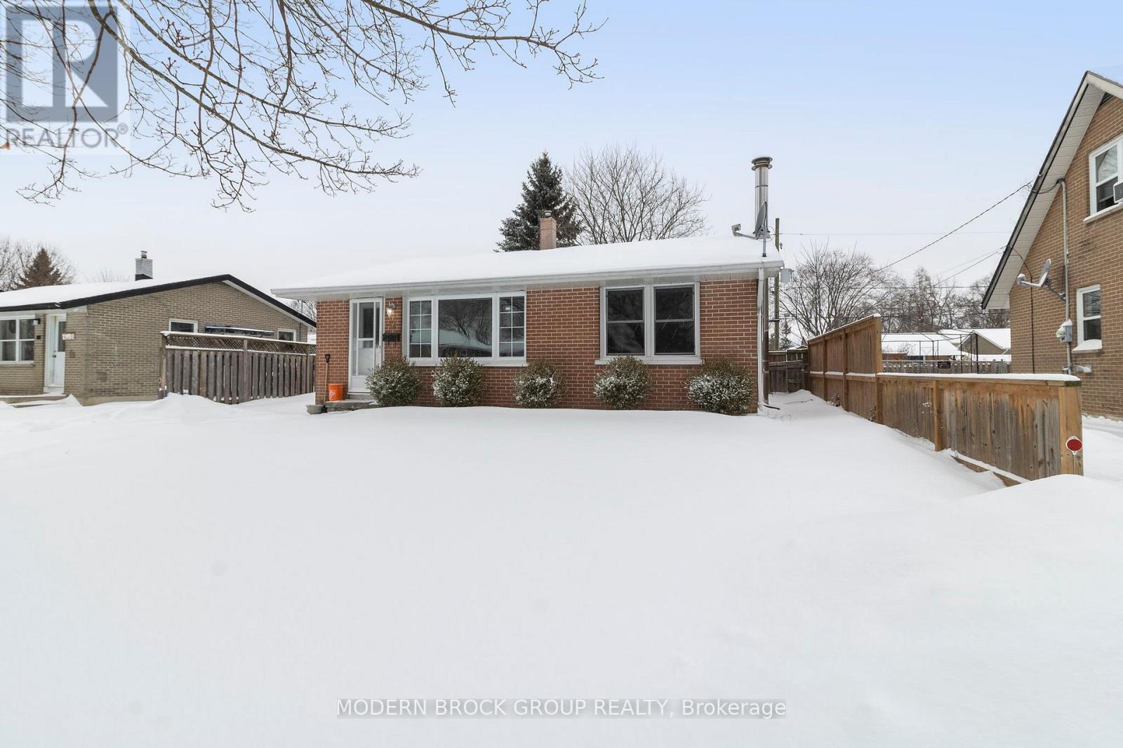 94 Bisley Crescent, Brockville, Ontario  K6V 2T8 - Photo 3 - X12709970