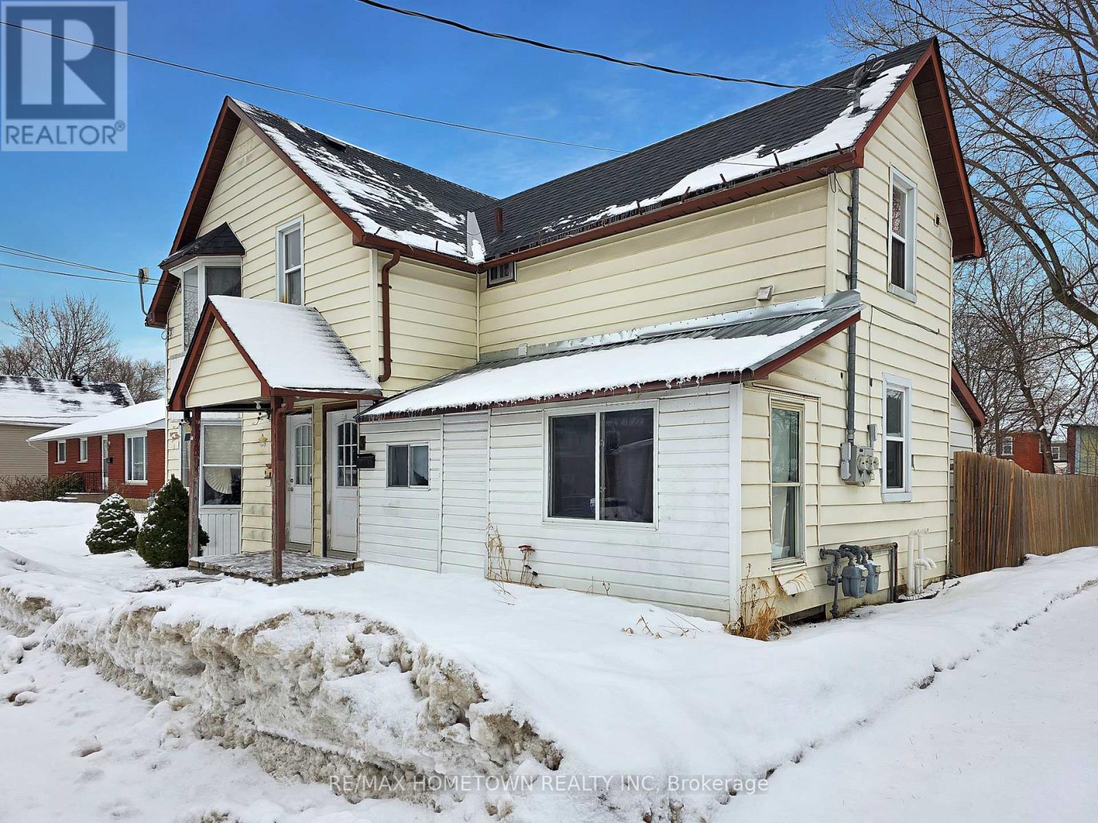 5 Robinson Avenue, Smiths Falls, Ontario  K7A 1K3 - Photo 5 - X12710042