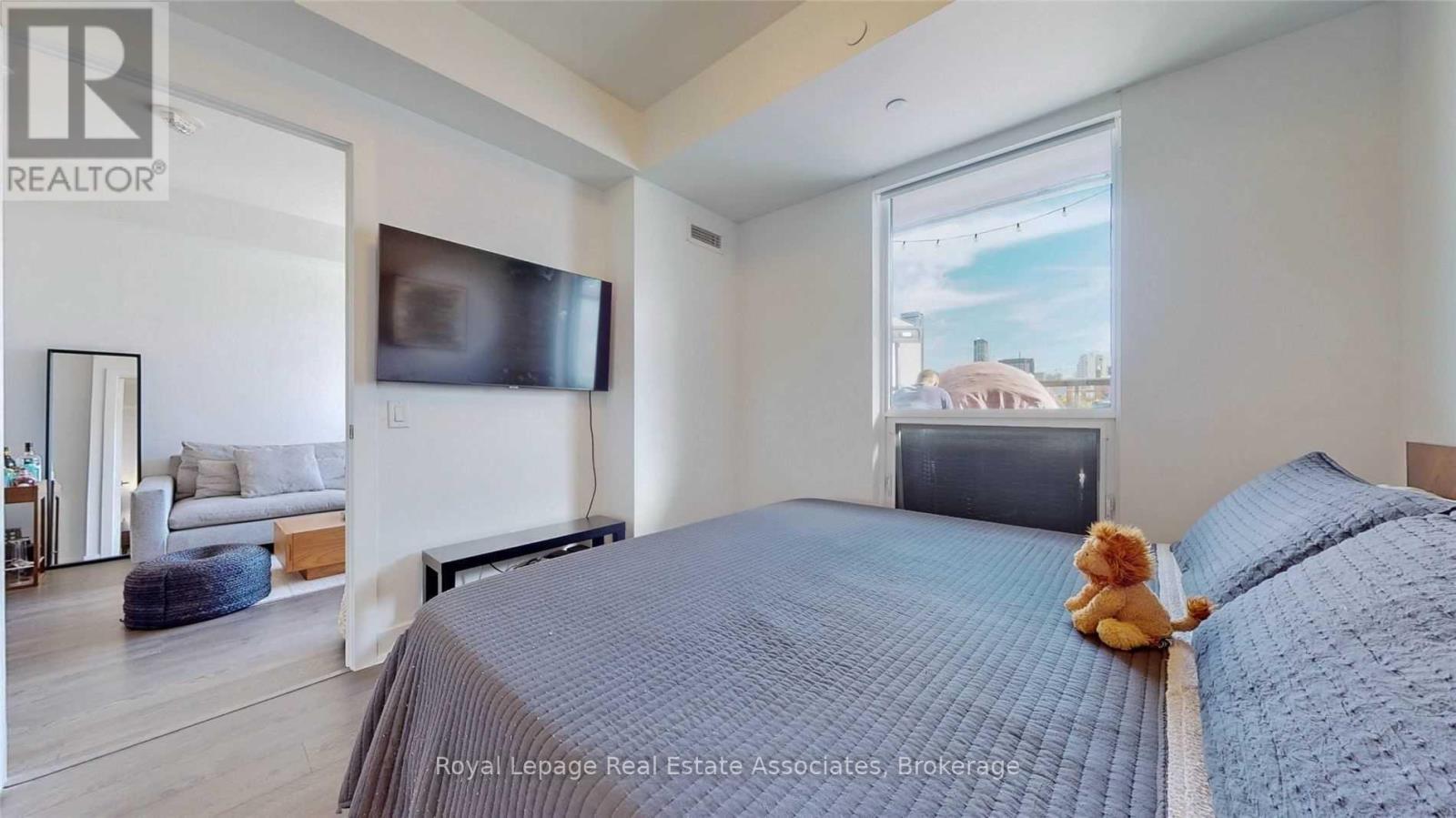 307 - 80 Vanauley Street, Toronto, Ontario  M5T 0C9 - Photo 12 - C12709896