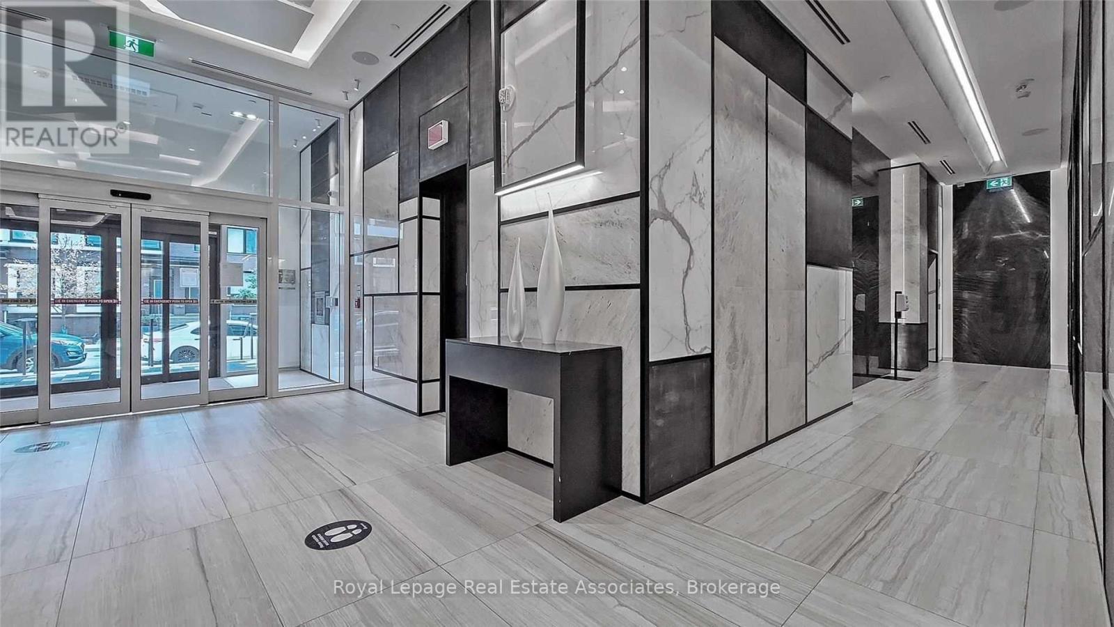 307 - 80 Vanauley Street, Toronto, Ontario  M5T 0C9 - Photo 17 - C12709896