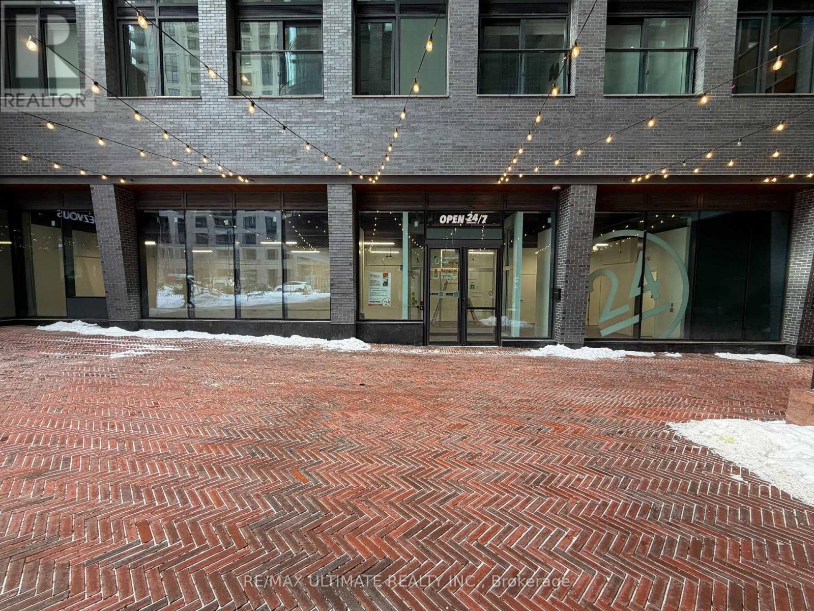 2 - 30 Mutual Street, Toronto, Ontario  M5B 0B3 - Photo 1 - C12709998