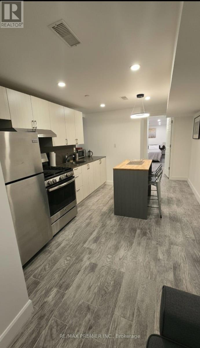 Lower Room A - 29 Rusholme Road, Toronto, Ontario  M6J 3H3 - Photo 2 - C12710048