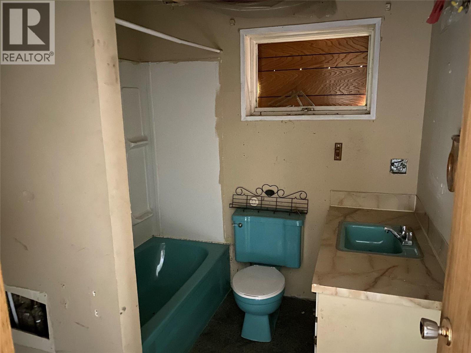 900 13th Street Kamloops Photo 15