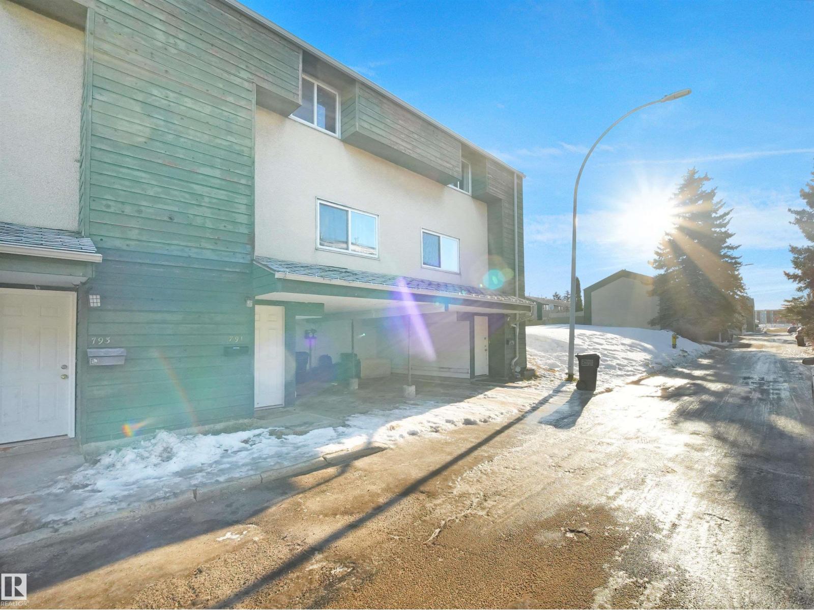 791 Abbottsfield Rd Nw, Edmonton, Alberta  T5W 2A1 - Photo 8 - E4470393