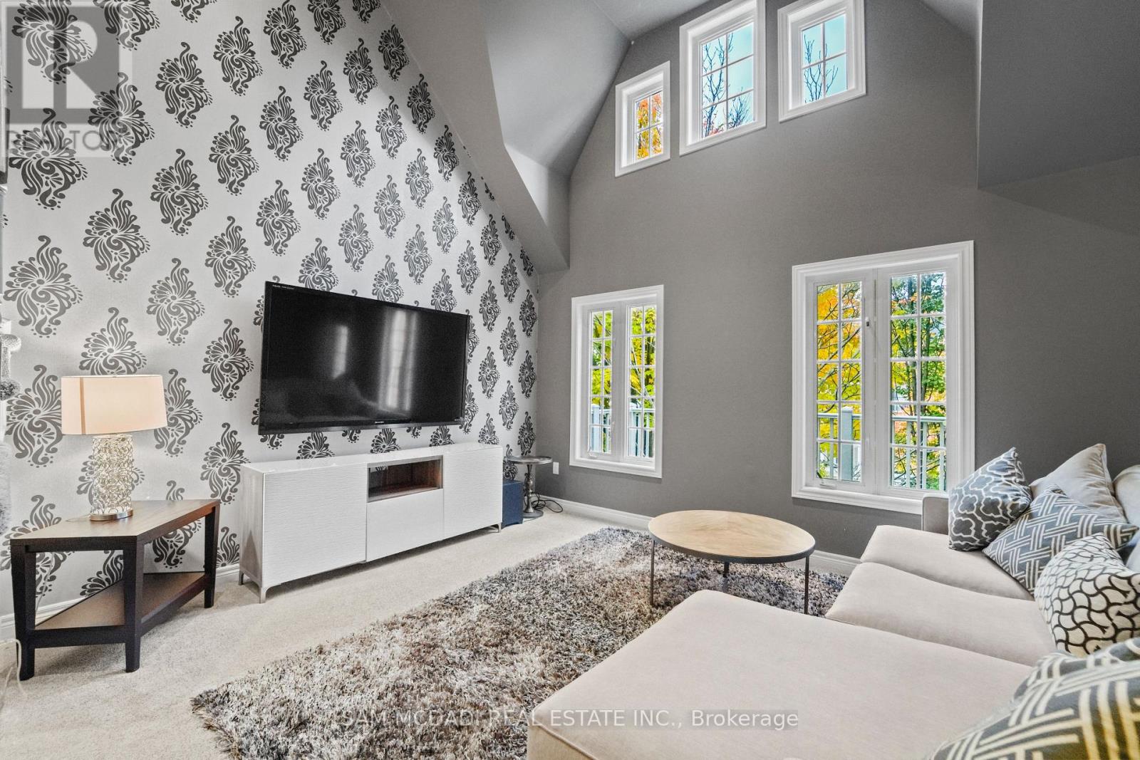 37 Winners Circle, Toronto, Ontario  M4L 3Y7 - Photo 21 - E12709954