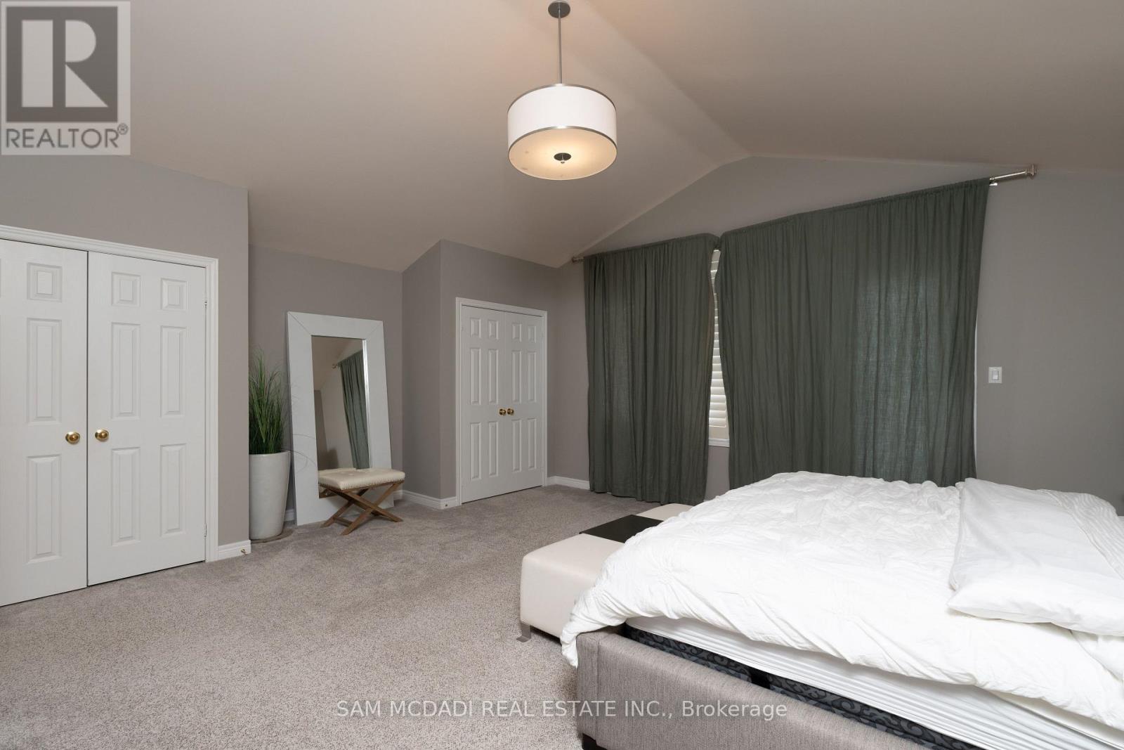 37 Winners Circle, Toronto, Ontario  M4L 3Y7 - Photo 25 - E12709954