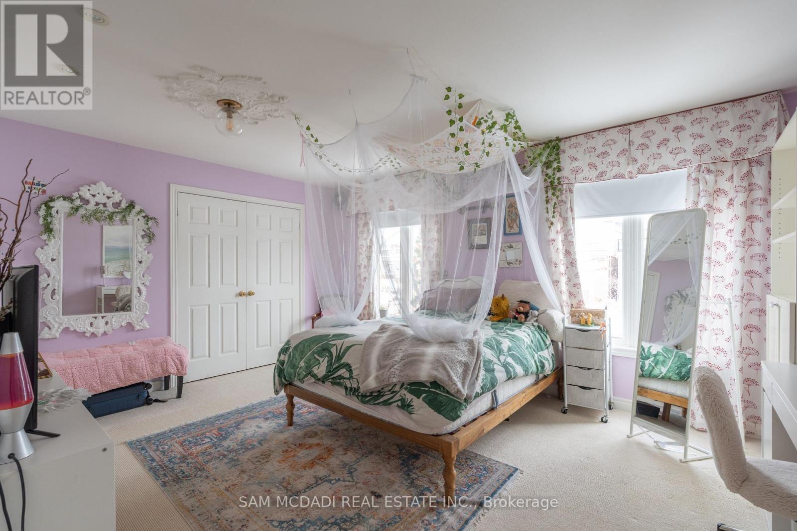 37 Winners Circle, Toronto, Ontario  M4L 3Y7 - Photo 32 - E12709954