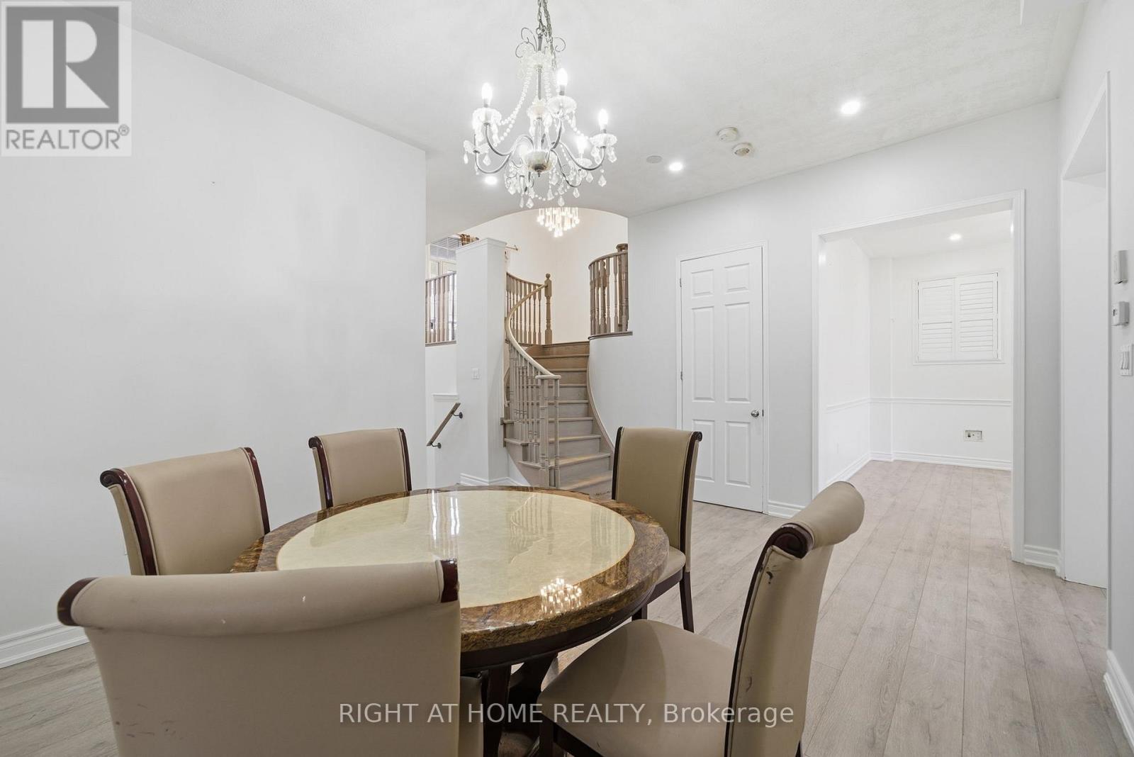 Main & Second Floor - 265 South Ocean Drive, Oshawa, Ontario  L1L 0K4 - Photo 11 - E12709996