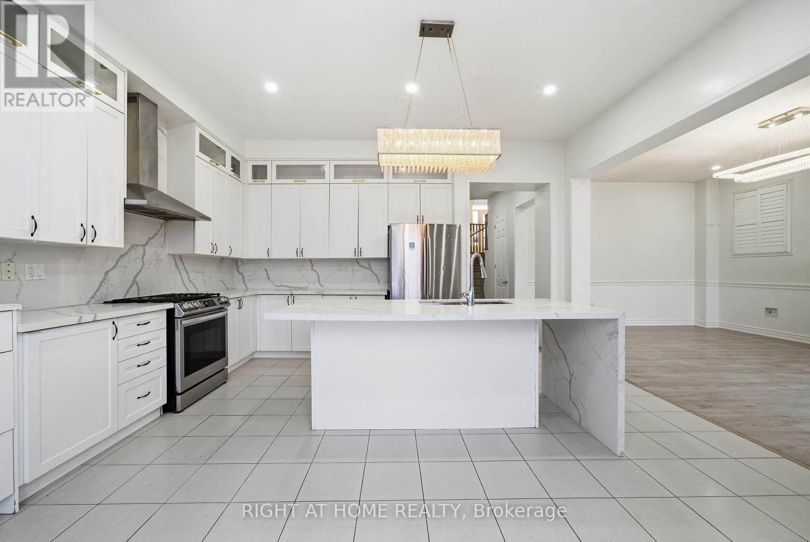 Main & Second Floor - 265 South Ocean Drive, Oshawa, Ontario  L1L 0K4 - Photo 17 - E12709996