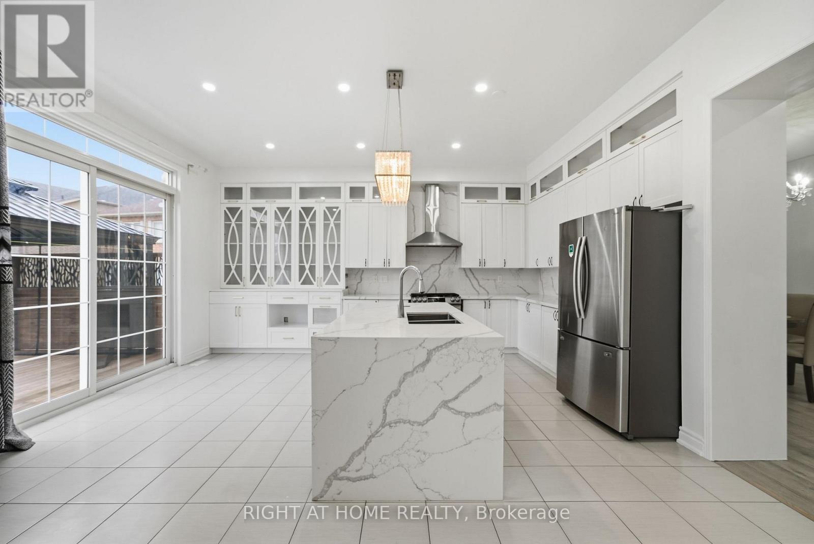 Main & Second Floor - 265 South Ocean Drive, Oshawa, Ontario  L1L 0K4 - Photo 19 - E12709996