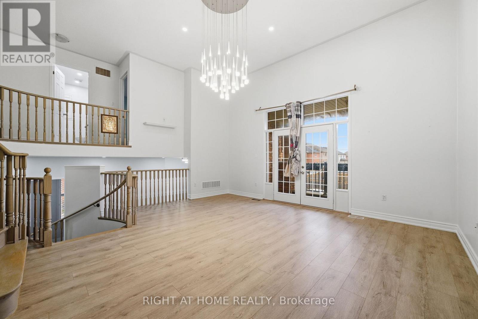 Main & Second Floor - 265 South Ocean Drive, Oshawa, Ontario  L1L 0K4 - Photo 29 - E12709996