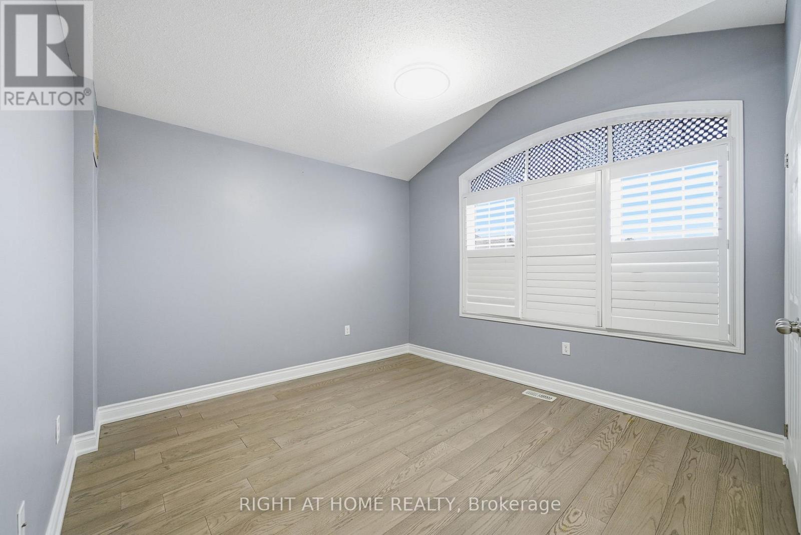 Main & Second Floor - 265 South Ocean Drive, Oshawa, Ontario  L1L 0K4 - Photo 30 - E12709996