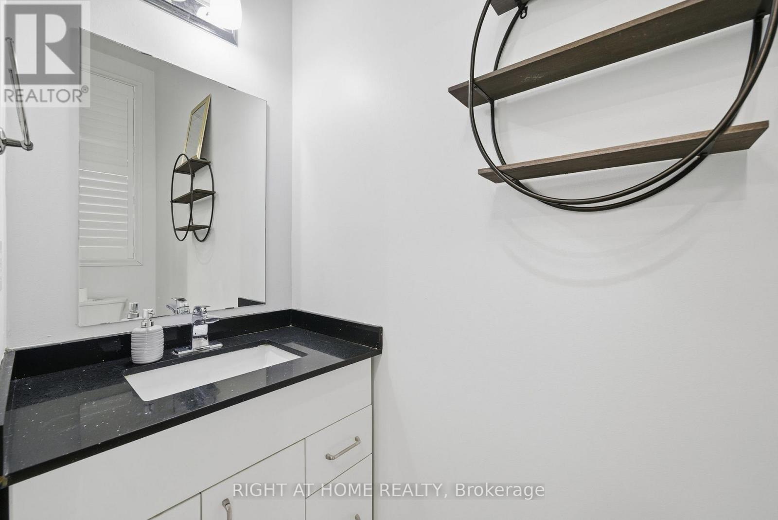 Main & Second Floor - 265 South Ocean Drive, Oshawa, Ontario  L1L 0K4 - Photo 47 - E12709996