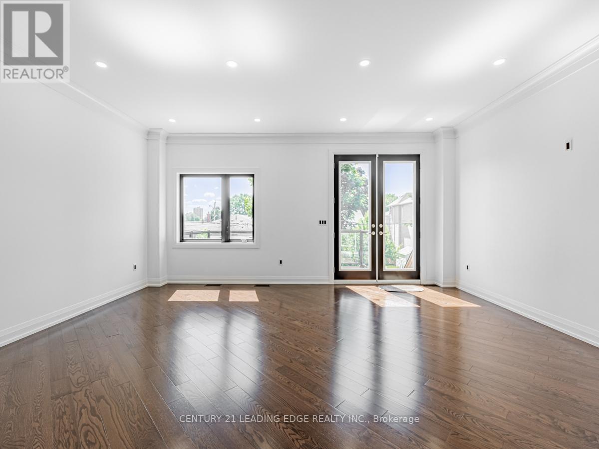 48b Maybourne Avenue, Toronto, Ontario  M1L 2V9 - Photo 12 - E12710050