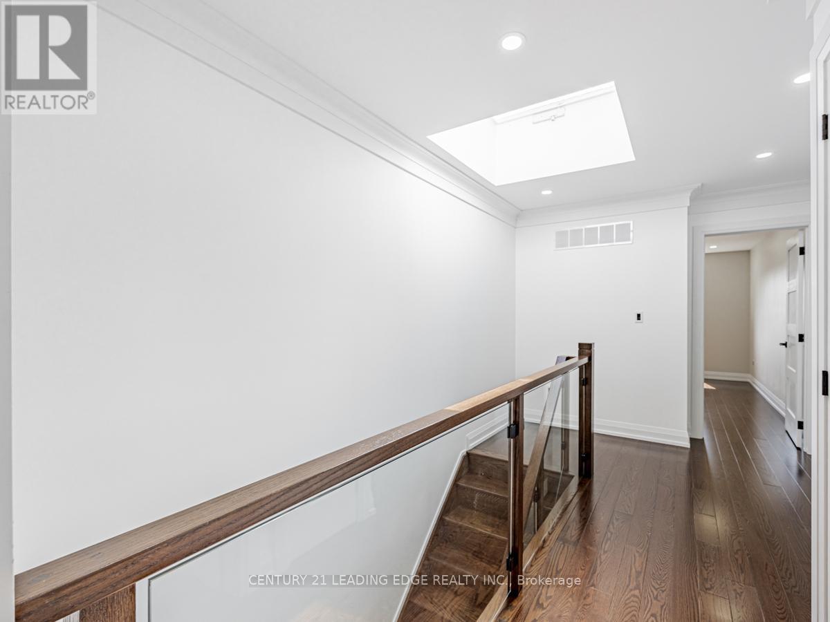 48b Maybourne Avenue, Toronto, Ontario  M1L 2V9 - Photo 20 - E12710050