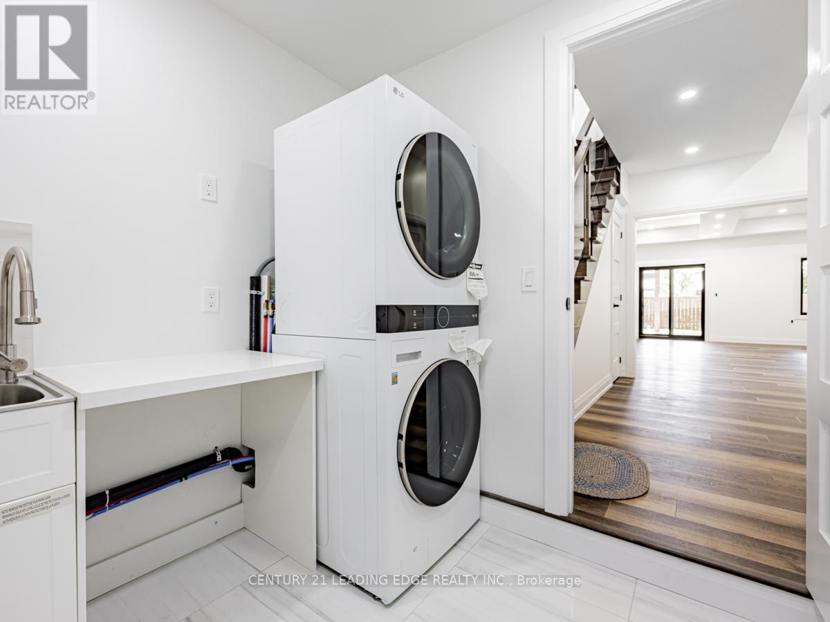 48b Maybourne Avenue, Toronto, Ontario  M1L 2V9 - Photo 29 - E12710050