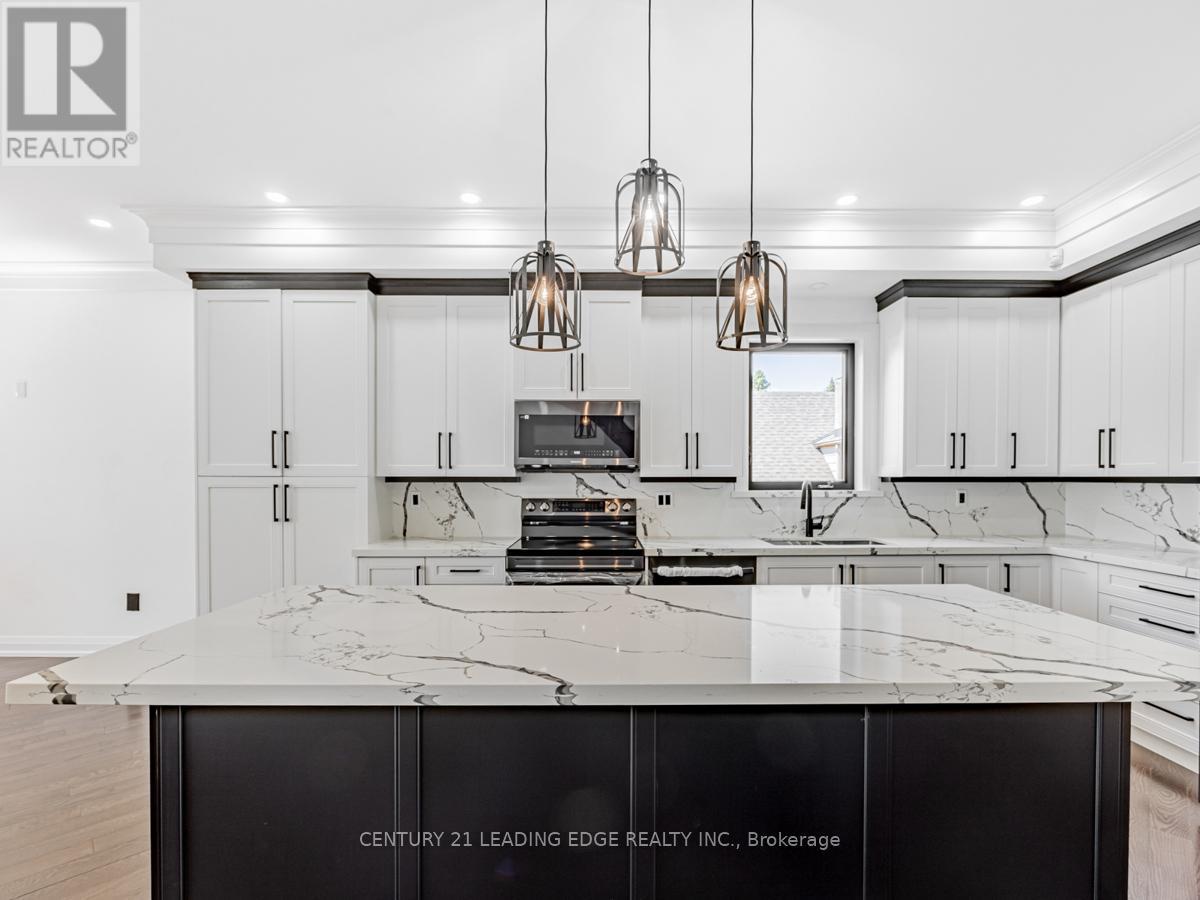 48b Maybourne Avenue, Toronto, Ontario  M1L 2V9 - Photo 9 - E12710050