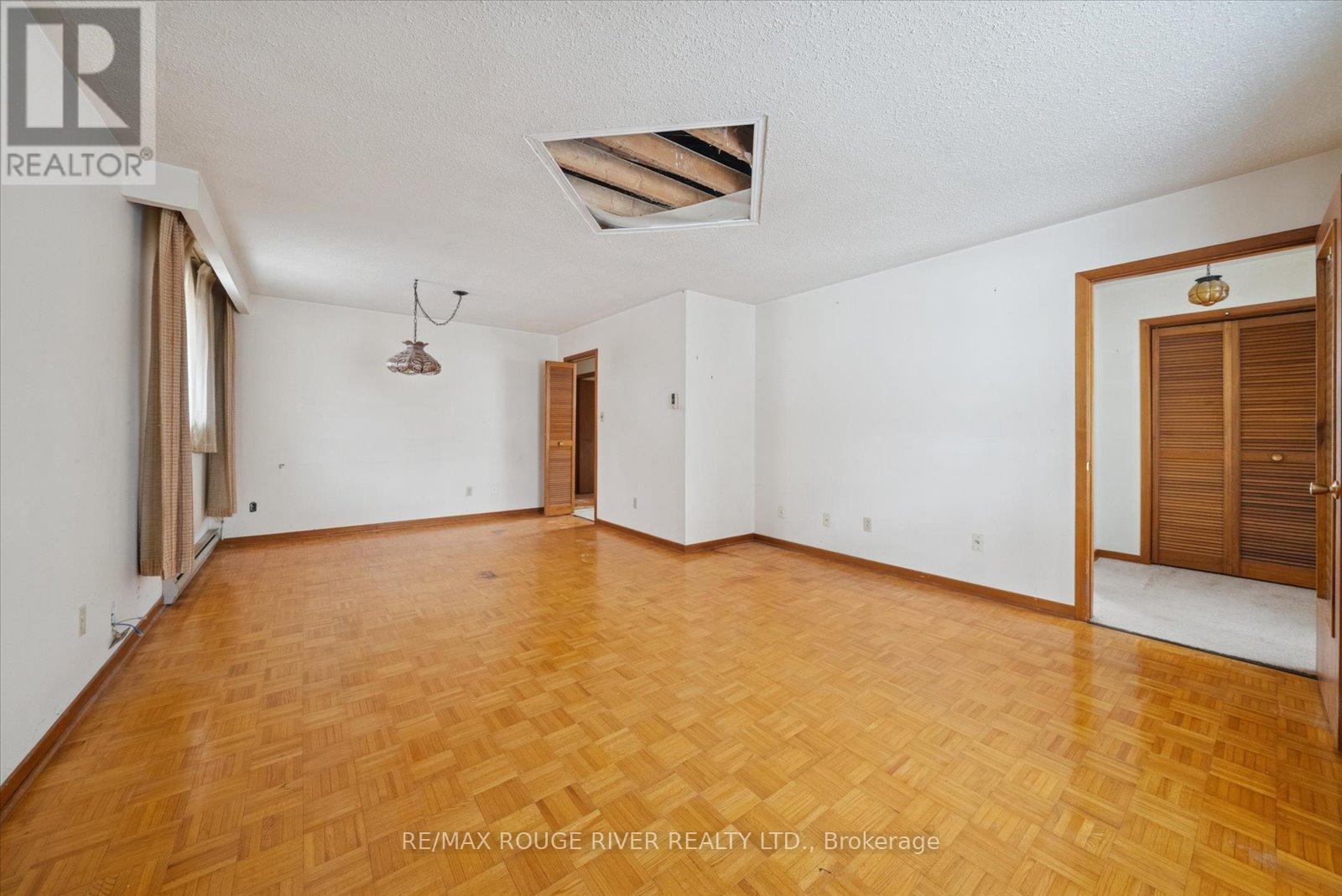 1277 Old Orchard Avenue, Pickering, Ontario  L1W 1G1 - Photo 15 - E12710108