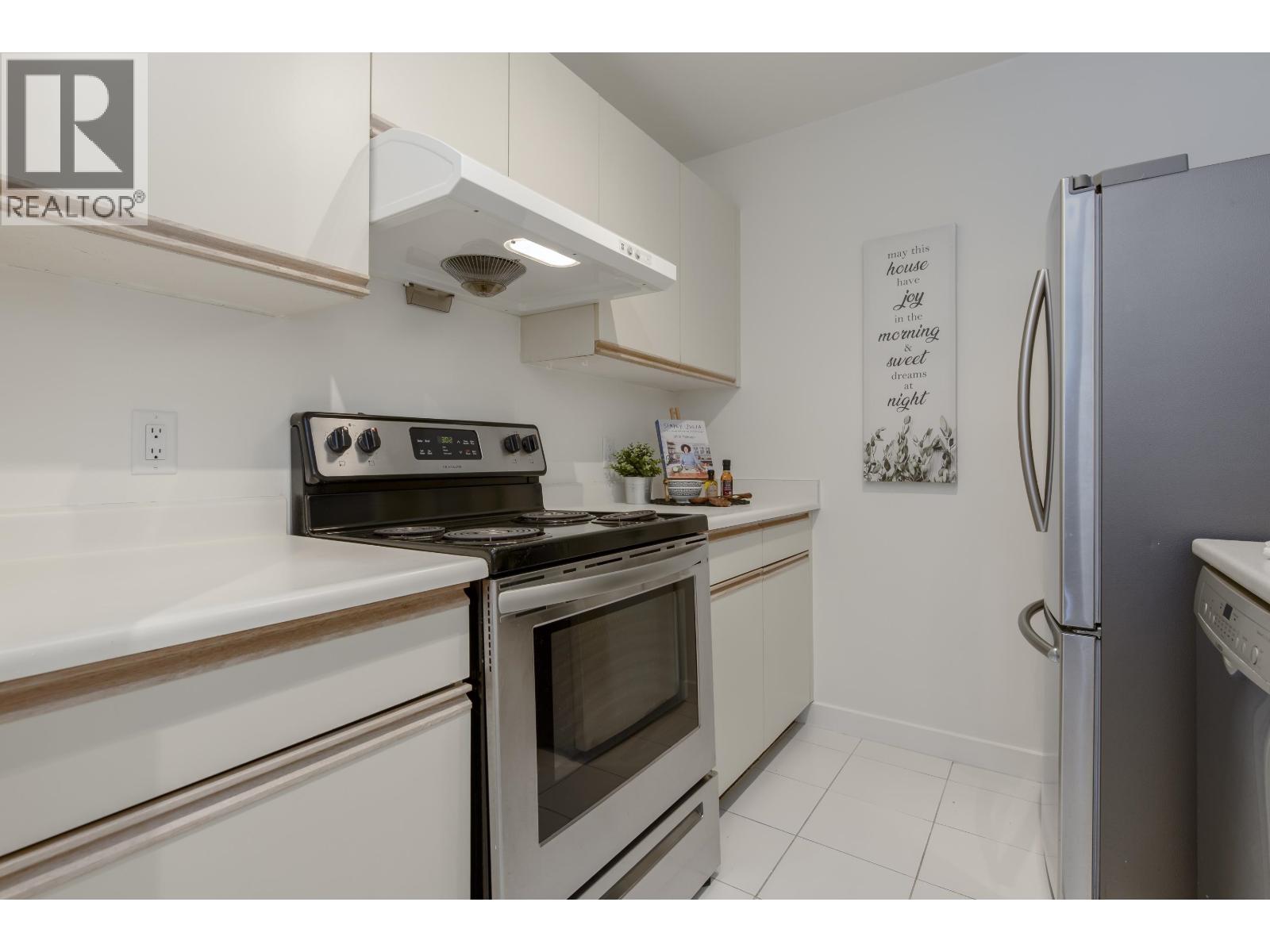 6 4245 Sophia Street, Vancouver, British Columbia  V5V 3V6 - Photo 10 - R3080443