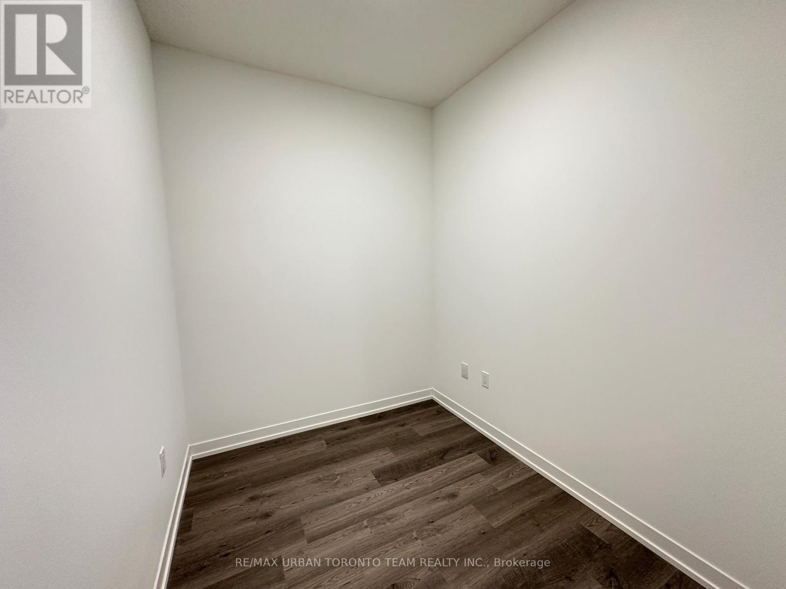 1707 - 8 Interchange Way, Vaughan, Ontario  L4K 5Z7 - Photo 11 - N12710018