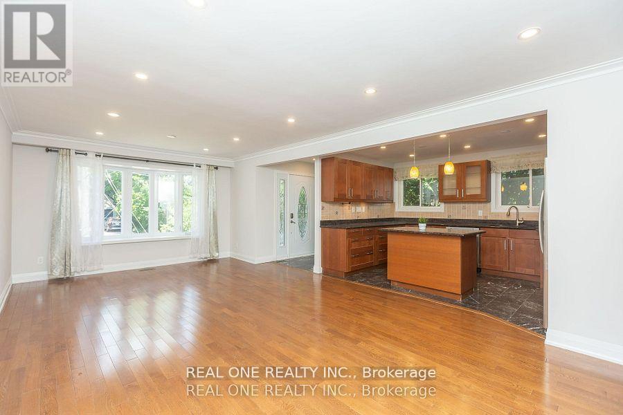 6 Albert Street, Markham, Ontario  L3P 2T2 - Photo 2 - N12710056