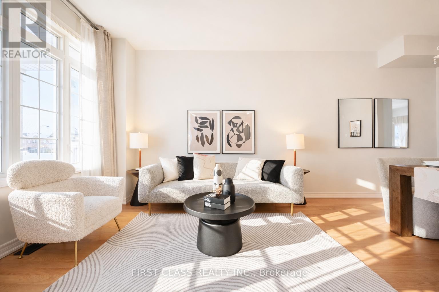 8 Elphee Lane, Markham, Ontario  L6B 0Z5 - Photo 2 - N12710072