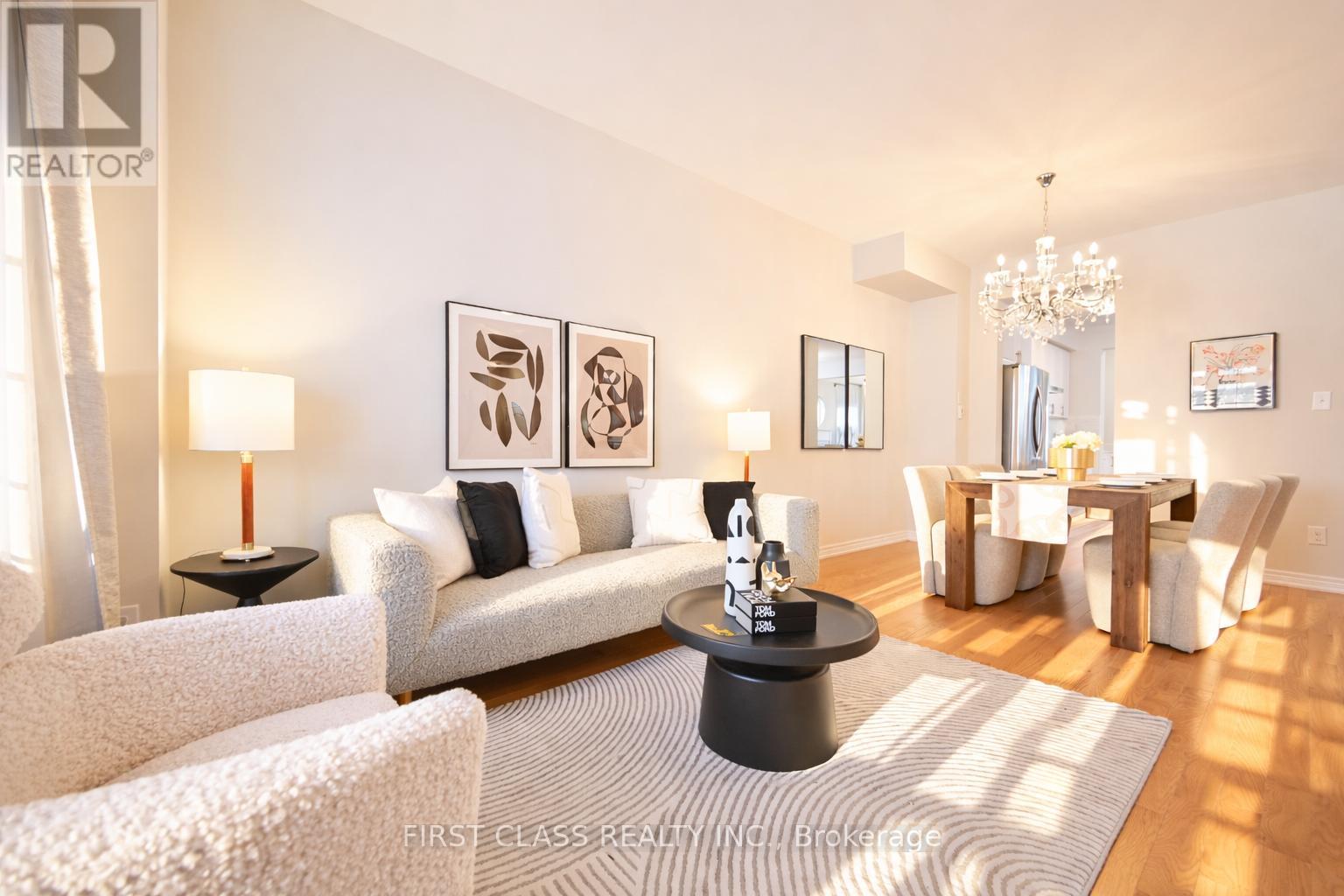 8 Elphee Lane, Markham, Ontario  L6B 0Z5 - Photo 3 - N12710072