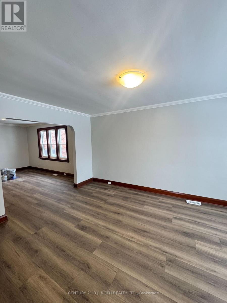 48 Drury Lane, Barrie, Ontario  L4M 3C8 - Photo 8 - S12709962