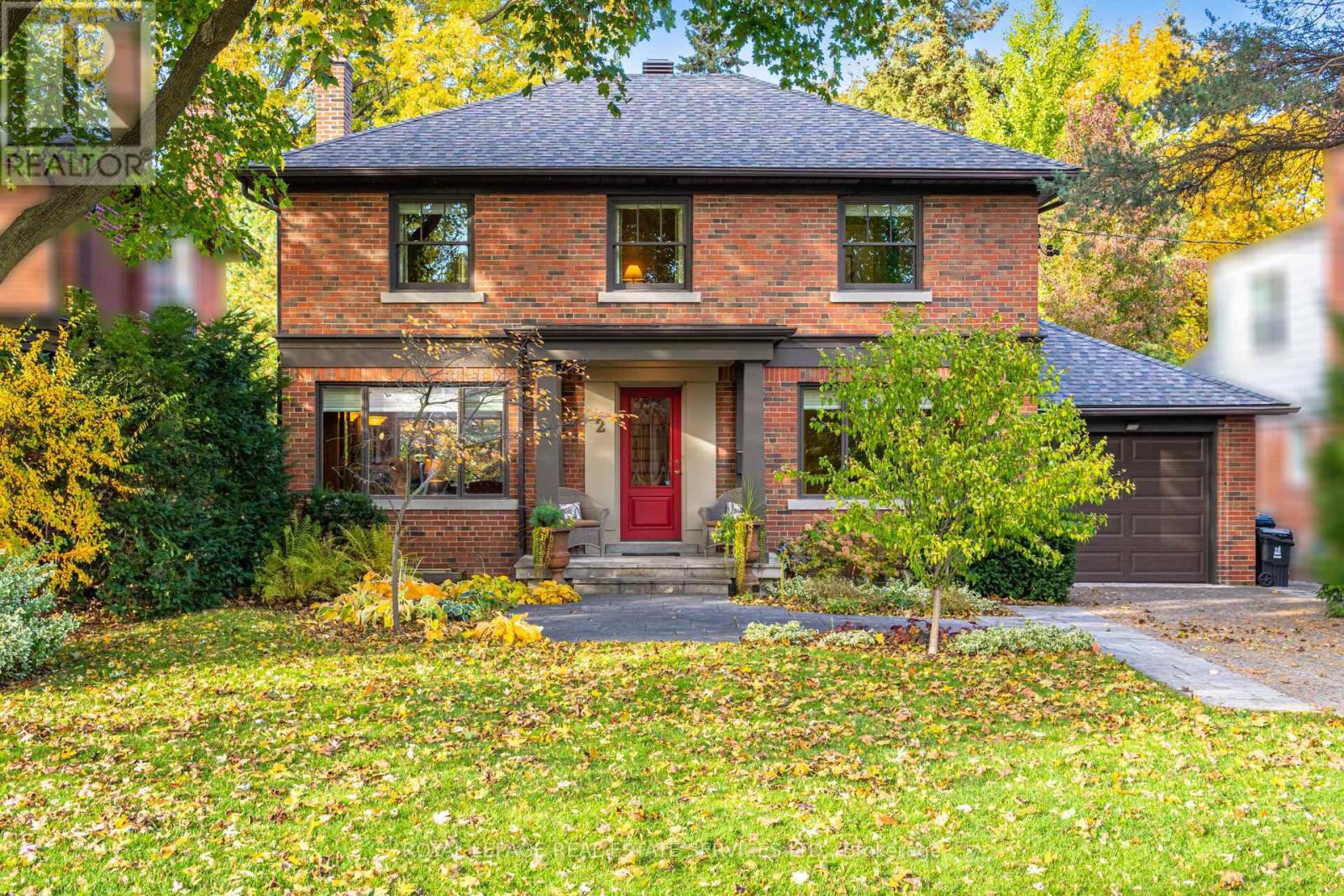 2 Hartfield Court, Toronto, Ontario  M9A 3E3 - Photo 3 - W12709924